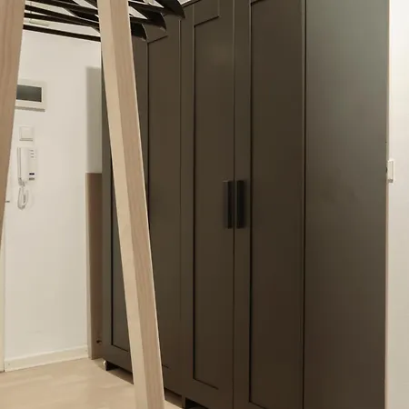 Hamburger Am Flughafen Appartement *